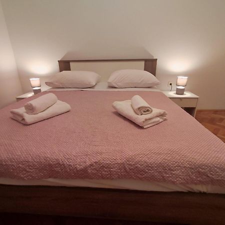 Apartment Roncevic فرسي المظهر الخارجي الصورة